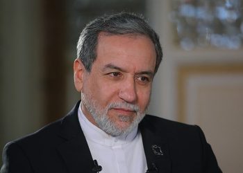 عێراقچی سەردانی عۆمان دەکات