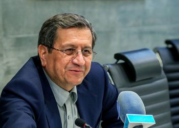 وەزیری ئابوری ئێران: سیاسەتی زیاترکردنی گوشارەکانی ئەمریکا شکستی هێناوە