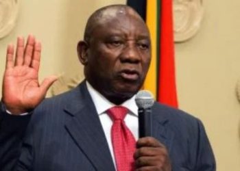 ئەفریقای باشور: بەردەوام لە گەڵ خەڵکی فەڵەستین دەمێنینەوە