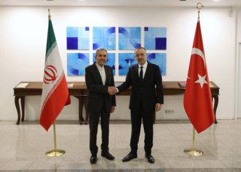 ئێران و تورکیا جەختیان لە سەر بەردەوامی هاوکارییەکان لە پرسە ناوچەییەکاندا کردەوە