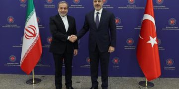 عێراقچی و فیدان دۆخی فەڵەستینیان تاوتوێ کرد