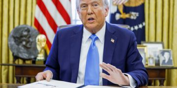 بەرپرسێکی زایۆنیست: ترەمپ ڕایگەیاندووە هیچ هەنگاوێکی سەربازیی لە دژی ئێران نابێت