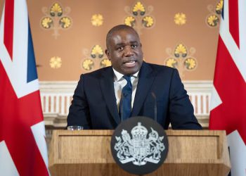 بەریتانیا: دەبێت داهاتووی فەڵەستینییەکان لە سەر خاکی خۆیان دەستەبەر بکرێت