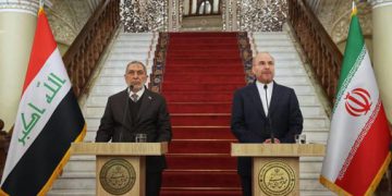 قاڵیباف: ئێران هەوڵی گەشەپێدانی پەیوەندییەکانی لە گەڵ عێراق دەدات