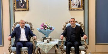 کۆبوونەوەی نوێنەری خاچی سووری نێودەوڵەتی لە گەڵ سەرکۆنسووڵی ئێران