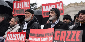 لە تورکیا دژی ترەمپ خۆپێشاندان کرا