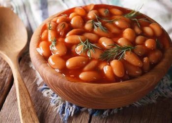 کێشەکانی خواردنی فاسۆلیای نیوە کوڵاو