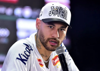 نەیمار وەڵامی گواستنەوەی بۆ بەرشەلۆنە دایەوە