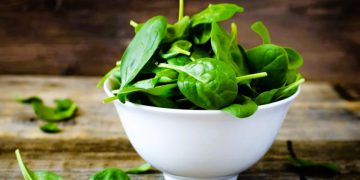 تایبەتمەندییەکانی خواردنی سپێناخ