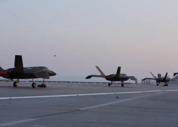 جاس 313؛ فڕۆکە بێ فڕۆکەوانە بۆمبهاوێژەکەی ئێران