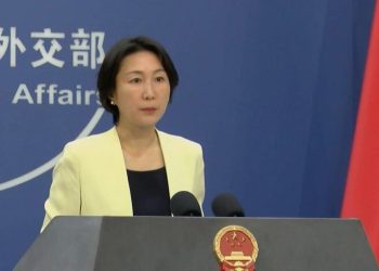 چین: ئەمریکا مافی دەستێوەردانی لە پەیوەندییە بازرگانییەکانی پەکین و تاراندا نییە