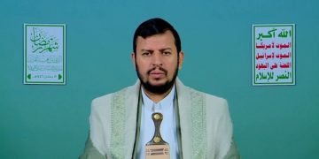 سەرۆکی ئەنساروڵڵای یەمەن: هەر کەشتییەکی ڕژێمی زایۆنیستی بە ئاوەکانی ناوچەکەدا تێپەڕ بێت، دەیکەینە ئامانج