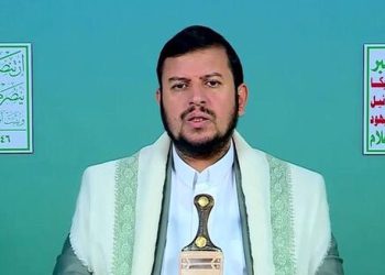 سەرۆکی ئەنساروڵڵا: ئەمریکا بە کەشتییە فڕۆکەهەڵگرەکەیەوە لە بەرامبەر یەمەن شکستی هێنا