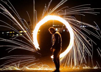 ڕووداوەکانی چوارشەممەسوری لە ئێران: 15 کوژراو و 3276 بریندار