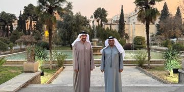 ڕاوێژکاری سەرۆکی ئیمارات چۆن باسی سەردانەکەی بۆ تاران دەکات؟