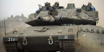 هێرشی وشکانی سوپای ڕژێمی زایۆنیستی لە غەززە دەستیپێکردەوە