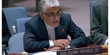 ئێران هۆشداری دەداتە ئەمریکا