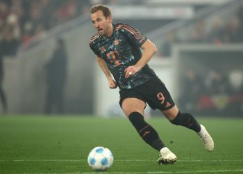 پاڵەوانێتی تیپی بایرن میونشن و هاری کەین نزیکە!