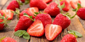 ڤیتامین C ئەم میوەیە زیاتر لە پرتەقاڵە