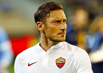 تۆتی: من بانگی ئەنچیلۆتی دەکەم بۆ ڕاهێنەری ڕۆما