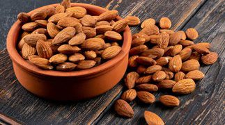 تایبەتمەندییەکانی بادەم بۆ جەستەی مرۆڤ