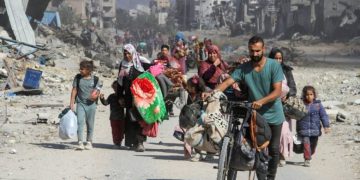 لە ماوەی یەک مانگدا نیو ملیۆن کەسی دیکە لە غەززە ئاوارە بوون