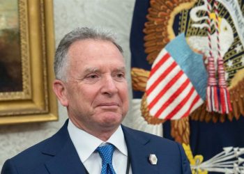 نێردەی ئەمریکا بۆ کۆبوونەوە لە گەڵ پوتین سەردانی ڕووسیای کرد