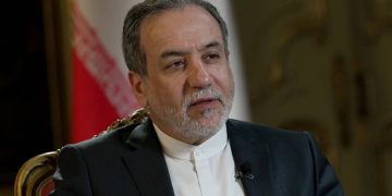 عێراقچی: ئێران هیچ کات لە سەر ئاسایشی خۆی دانوستان ناکات