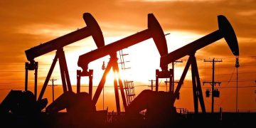 وەبەرهێنانی نەوتی ئێران ڕۆژانە 12 هەزار بەرمیل زیادیکردووە