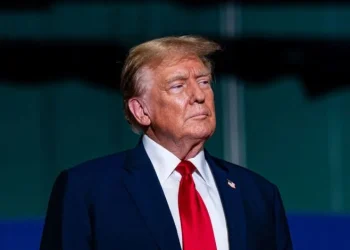 ترەمپ: ئامادەم لە گەڵ ڕێبەر یان سەرۆک کۆماری ئێران کۆببمەوە