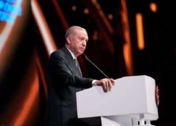 ئەردۆغان: هەر هەنگاوێکی ئیسرائیل لە دژی سوریا تێچووی دەبێت