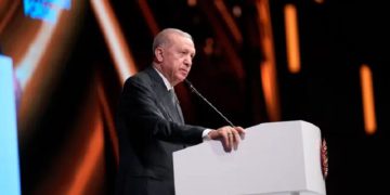 ئەردۆغان: هەر هەنگاوێکی ئیسرائیل لە دژی سوریا تێچووی دەبێت