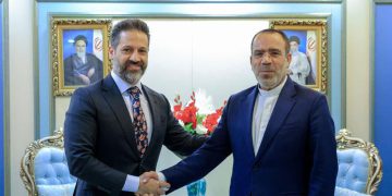 قوباد تاڵەبانی: هەرێمی کوردستان خوازیاری گەشەپێدانی پەیوەندییەکانە لە گەڵ ئێران