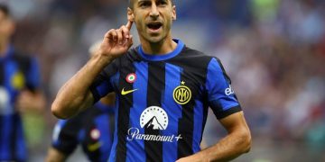 بە دوو یاری باش، بەرشەلۆنە دووردەخەینەوە!