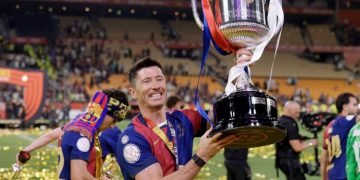 شەوی ڕابردوو لیڤاندۆڤسکی وەک ڕاهێنەری بەرشەلۆنە ڕۆڵی دەگێڕا