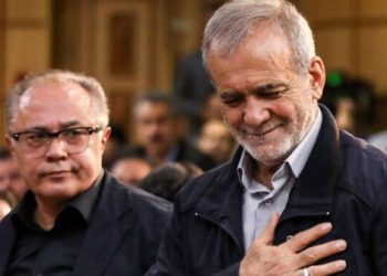 جێگری سەرۆک کۆماری ئێران بۆ کاروباری پەرلەمانی لە پۆستەکەی دوورخرایەوە