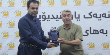 پەیامنێری جام کوردی لە ھەڵەبجە خەڵاتکرا