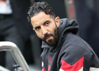 یۆنایتد لە چامپیۆنزلیگ: نەخێر، ئێمە ئامادە نین!