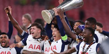 تۆتنهام بوو بە پاڵەوانی خولی ئەوروپا!