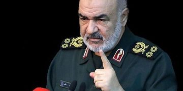 فەرماندەی سوپای پاسداران بۆ ئیسرائیل: هەڵەیەک بکەن دەرگای دۆزەختان بەڕودا دەکەینەوە