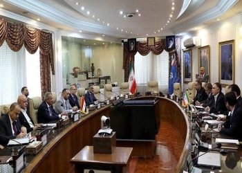 وەزیری کارەبای عێراق سەردانی تارانی کرد و لە گەڵ وەزیری نەوتی ئێران کۆبووە