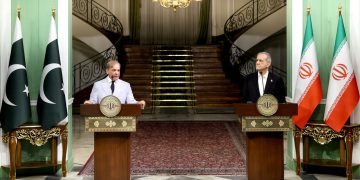 پزیشکیان: سنورەکانی ئێران و پاکستان شوێنی تیرۆریستان نییە