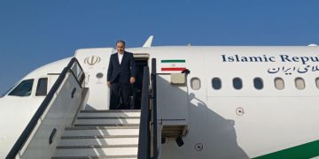 عێراقچی سەردانی ئیماراتی کرد