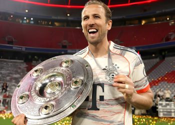 لە کۆتاییدا، هاری کەین سەرکەوتوو بوو!