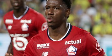 دەستپێکردنی دانوستانەکانی ناپۆلی لەگەڵ هێرشبەرێکی بەناوبانگ