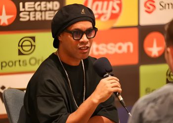 ڕۆناڵدینهۆ: ئەم یاریزانە دەبێت چەند تۆپی زێڕین بباتەوە