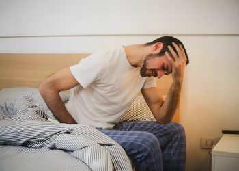 هۆکارەکانی ماندووبوونی دوای خەوتن