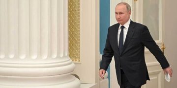 پوتین سەردانی ئێران دەکات