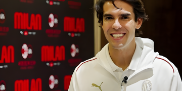 محەممەد سەلاح خەڵاتی تۆپی زێڕین دەباتەوە!