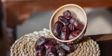 خورما بخۆیت، هەست بە خەمۆکی ناکەیت!